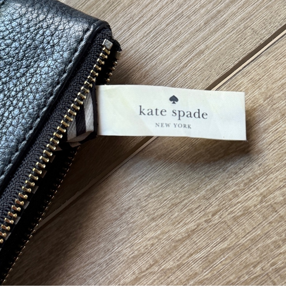 Kate Spade Black Leather Wristlet Pebbled 6.5x4” 2 Zip Compartments - Picture 9 of 13